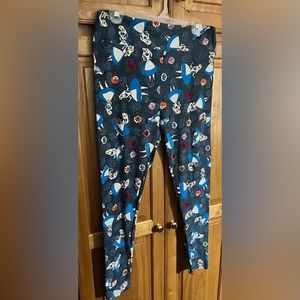 Alice in Wonderland and flowers leggings